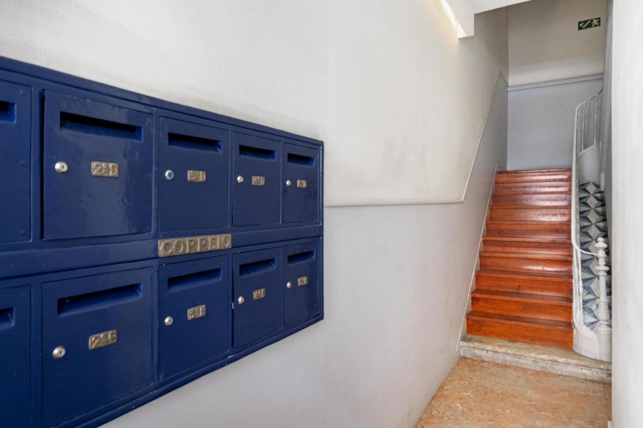 Apartamento Whome Luxury In Prime Location W/ Ac, Lift & Private Patio Lisboa