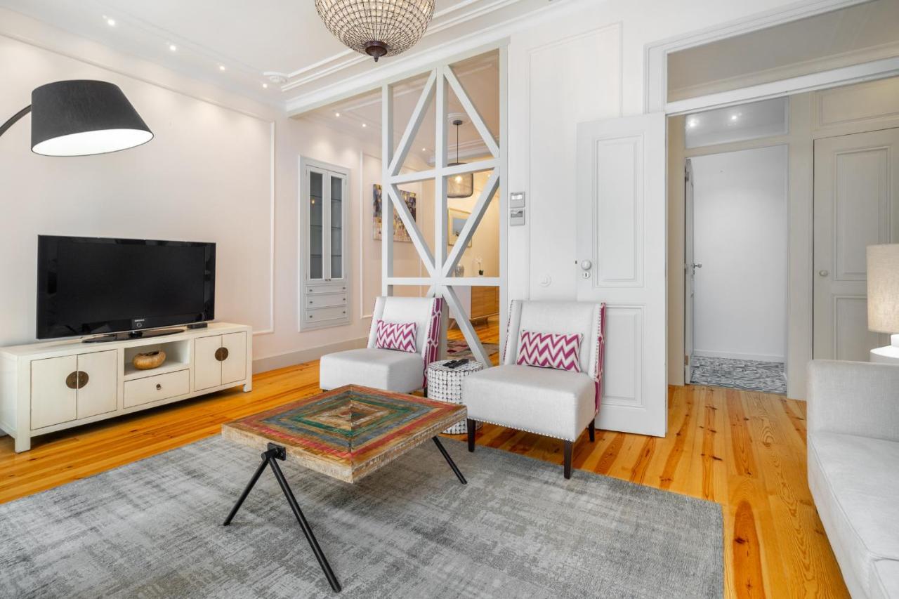 Whome Luxury In Prime Location W/ Ac, Lift & Private Patio Apartamento
