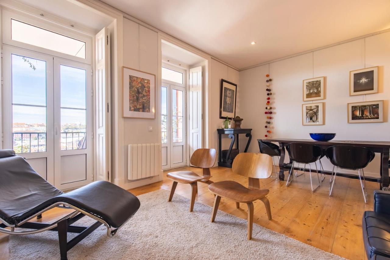 Castelo Design Aparment W/ Balcony & Super View By Lovelystay Lisboa