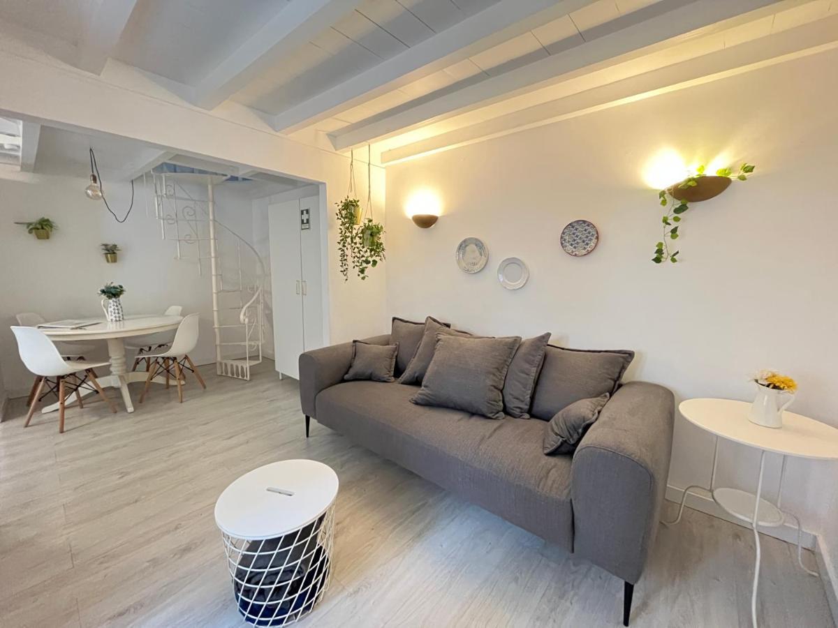 Urban & Trendy Duplex Close To Lx Factory By Trip2portugal * Lisboa