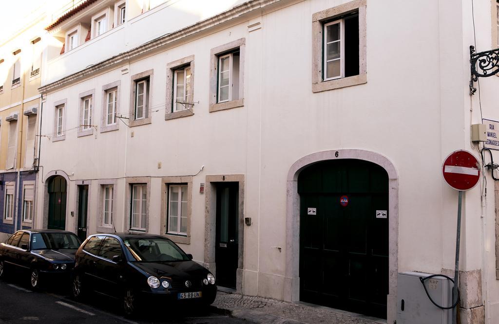Triplex With Garage - Praca Flores Apartamento Lisboa