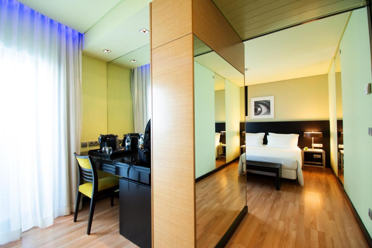 Hotel Sana Capitol 3*