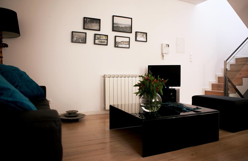 Triplex With Garage - Praca Flores Apartamento Lisboa