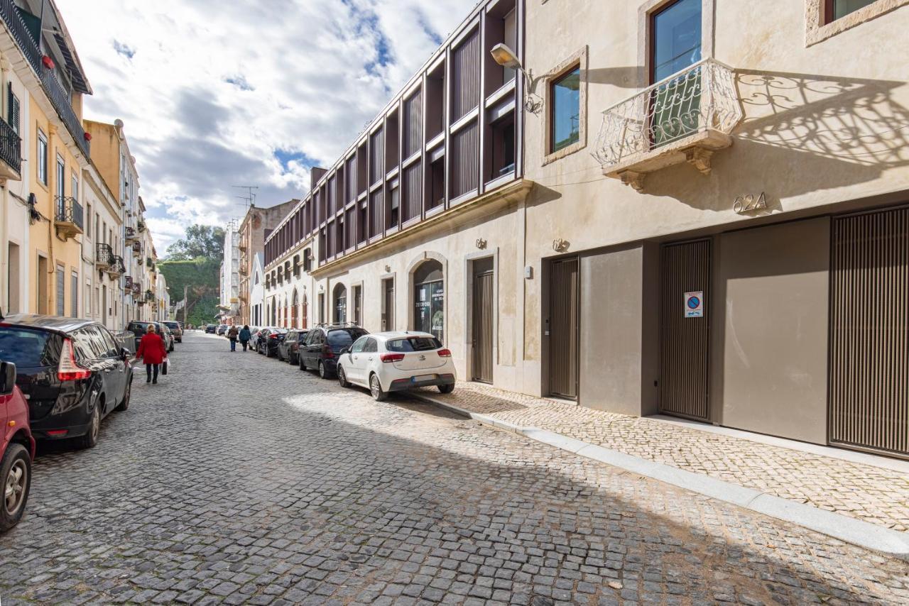 Apartamento Deluxe 2bdr W/ Patio By Lovelystay Lisboa