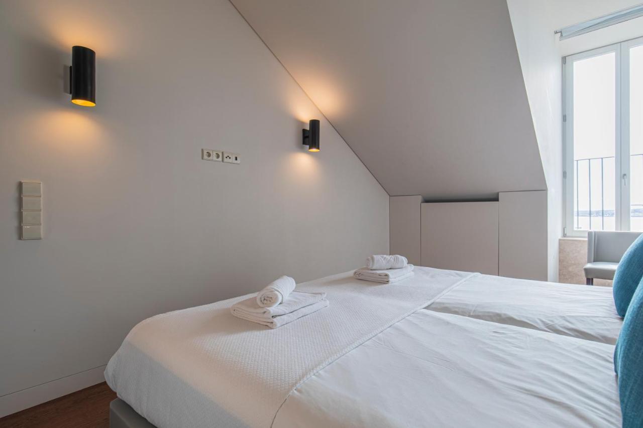 8 Building 403 T2 - River & Garden View Lisboa