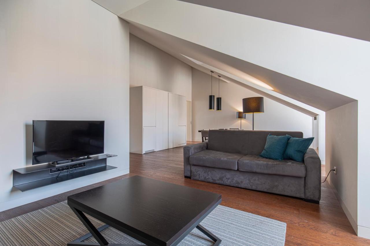 8 Building 403 T2 - River & Garden View Apartamento *