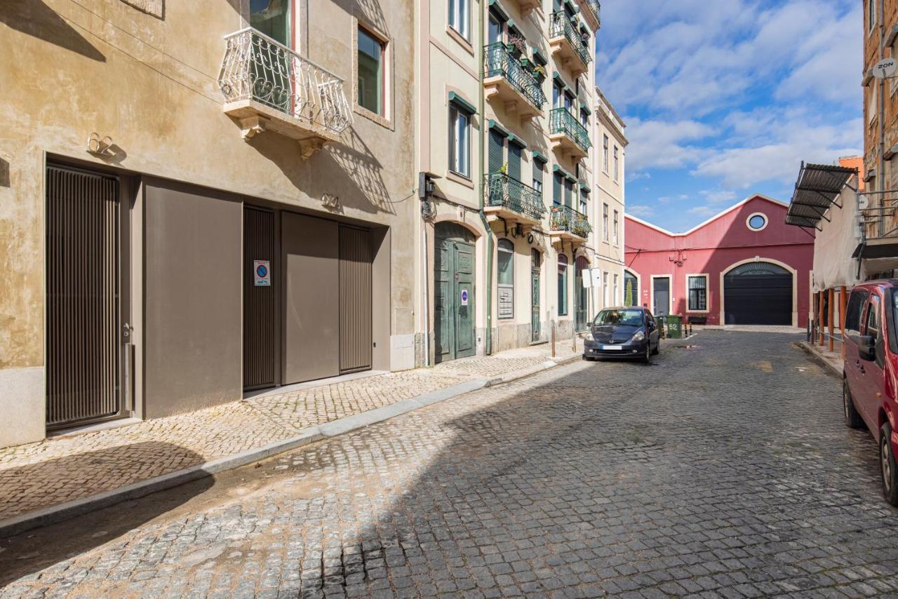Deluxe 2bdr W/ Patio By Lovelystay * Lisboa