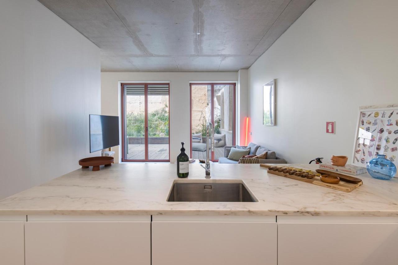 Deluxe 2bdr W/ Patio By Lovelystay Apartamento