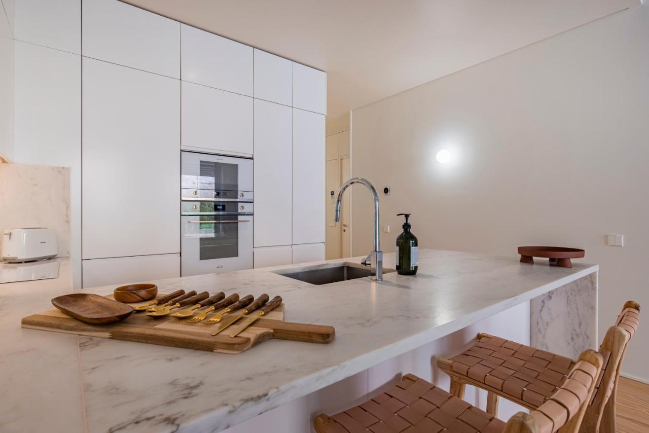 Deluxe 2bdr W/ Patio By Lovelystay * Lisboa
