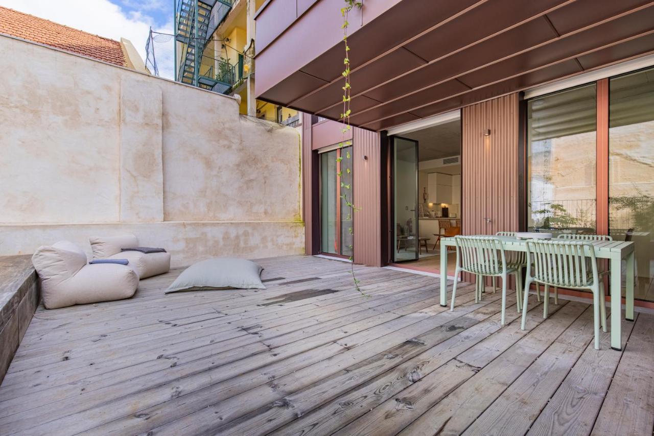 Deluxe 2bdr W/ Patio By Lovelystay Lisboa