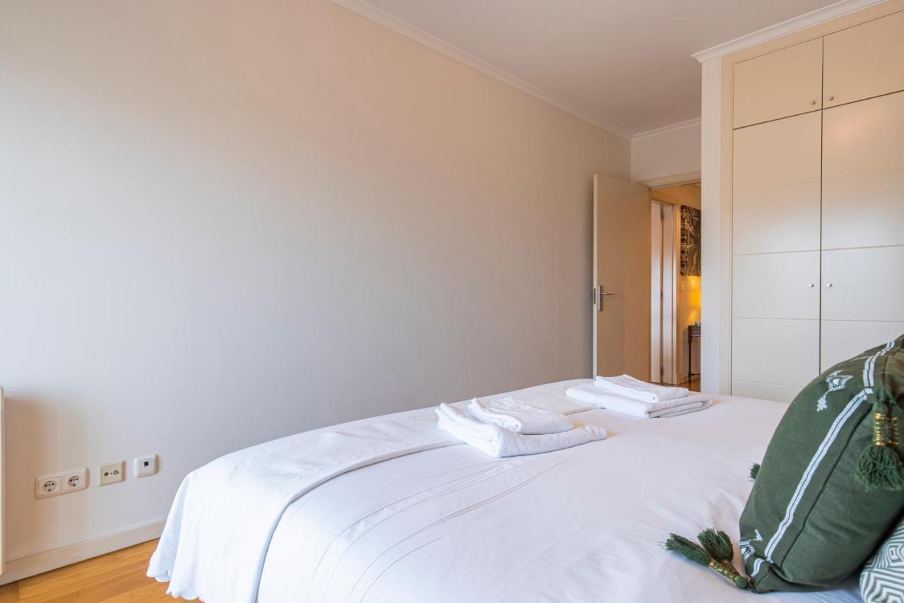 Apartamento Fancy W/metro At Doorstep By Lovelystay Lisboa