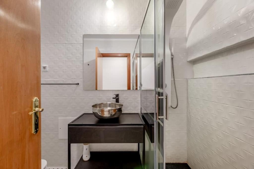 Apartamento Spacious 3-bedroom In *