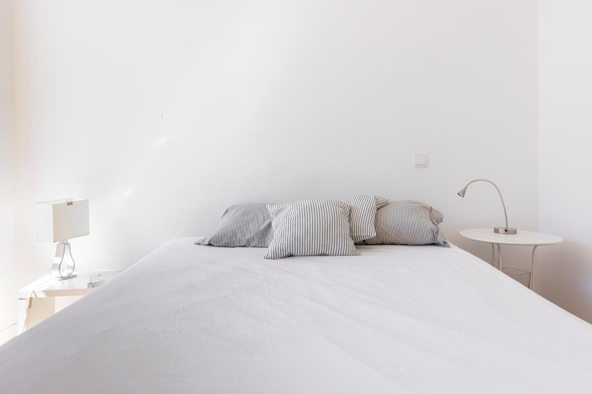 Comfy 3 Bedroom Campo De Ourique Apartamento