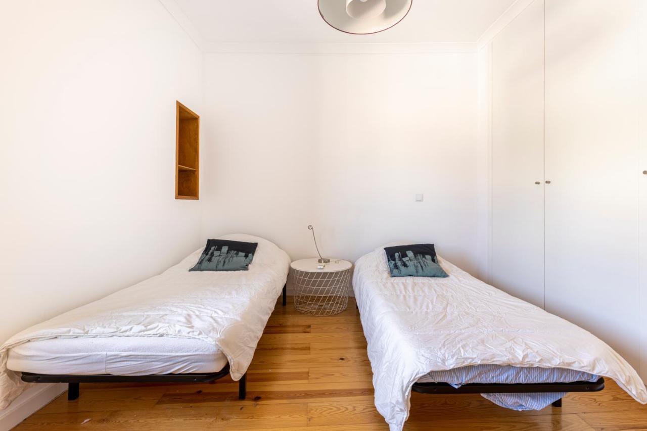 Comfy 3 Bedroom Campo De Ourique Apartamento
