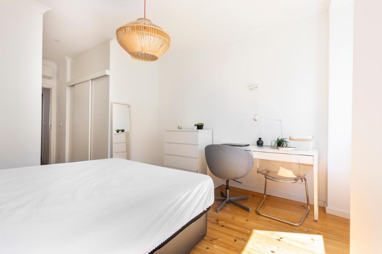 Apartamento Comfy 3 Bedroom Campo De Ourique *