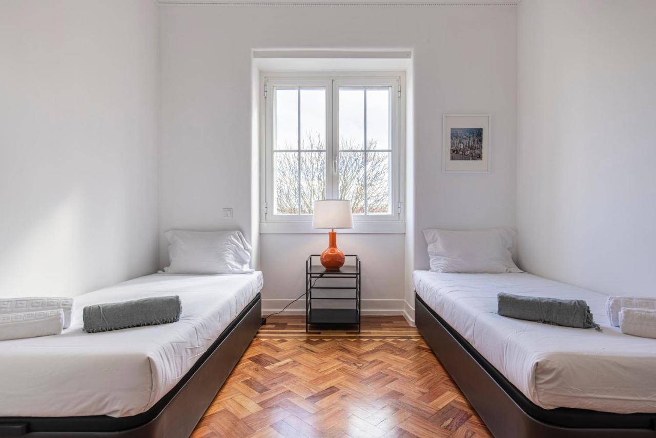 Apartamento Magnificent 4bdr In By Lovelystay