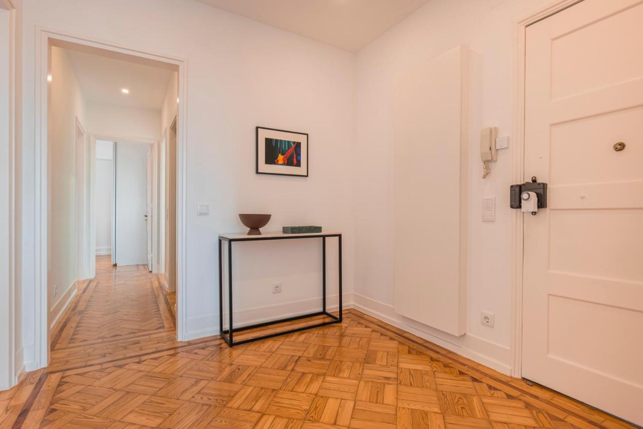 Magnificent 4bdr In By Lovelystay Apartamento Lisboa