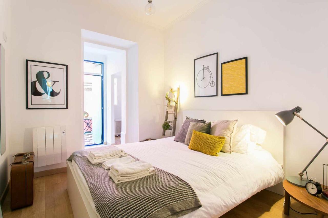 Charming With Terrace St Amaro Apartamento