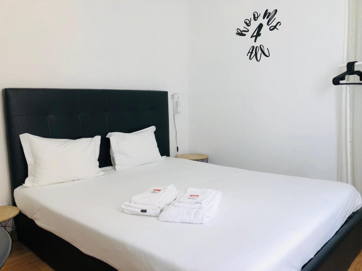 Rooms4all Pensión