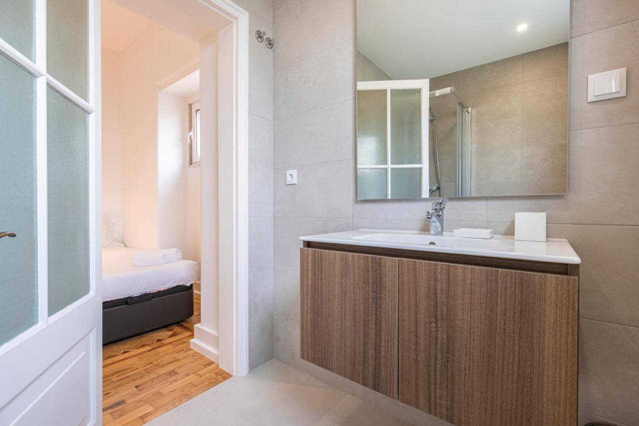 Apartamento Magnificent 4bdr In By Lovelystay