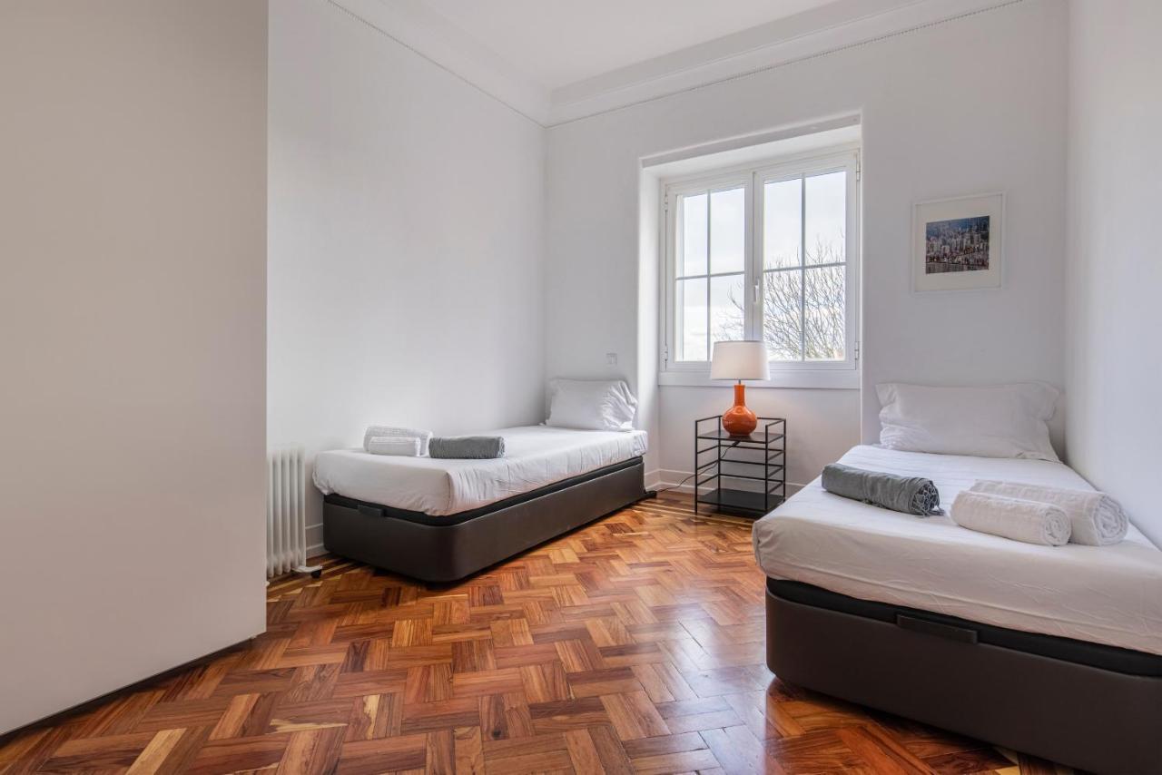 Apartamento Magnificent 4bdr In By Lovelystay *