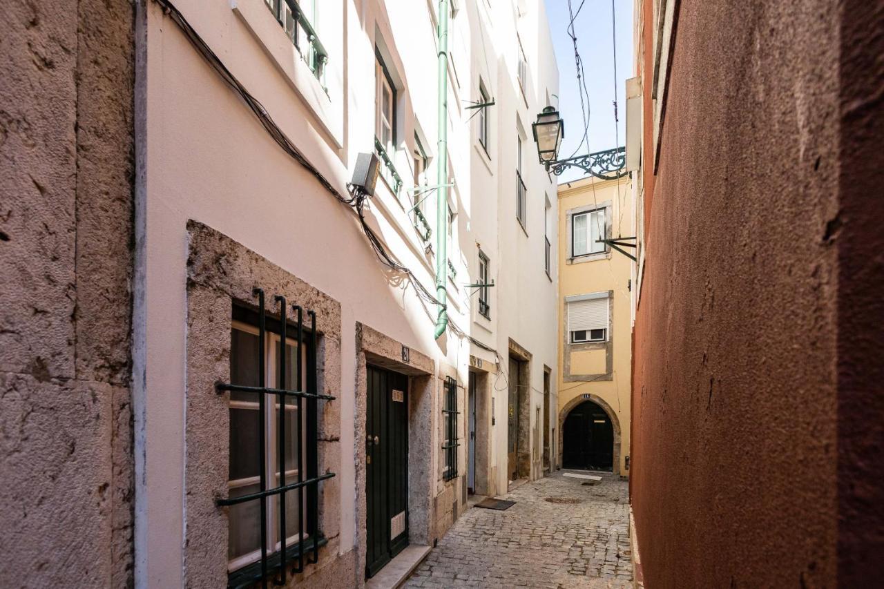 Alfama Chic Penabuquel Apartamento *