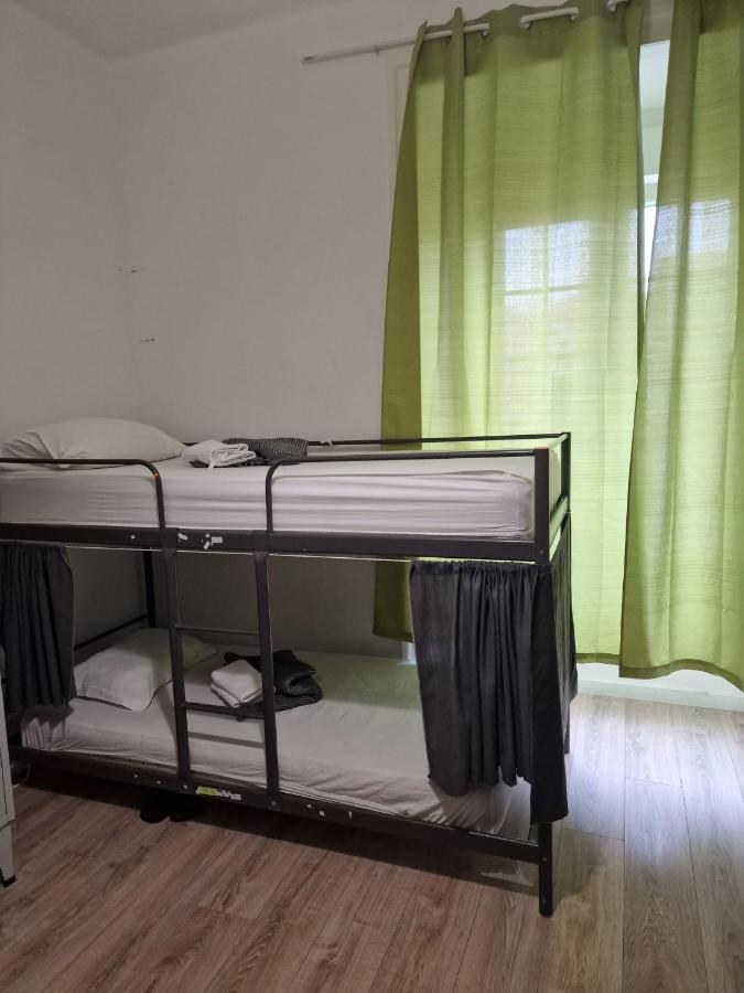 D&n Hospedagem-almirante Albergue