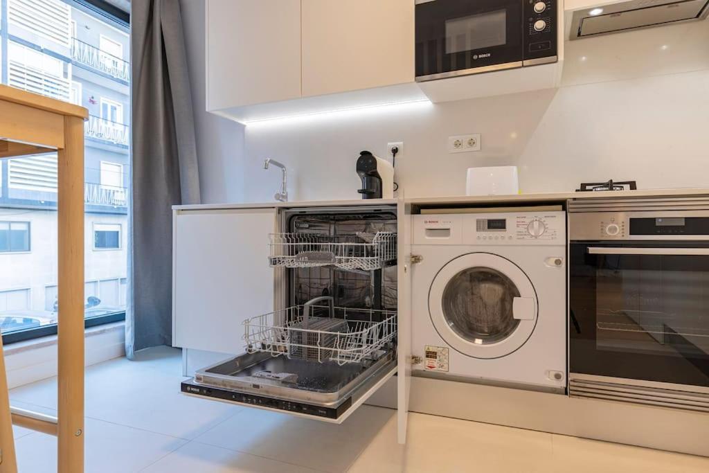 Campolide Lovely 2 Bedroom By Innkeeper Apartamento