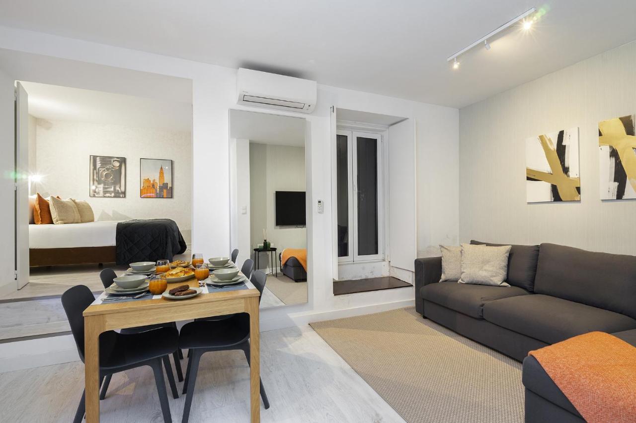 Whome Lisbon's Kept Secret: 2-bed W/ac & Patio Apartamento