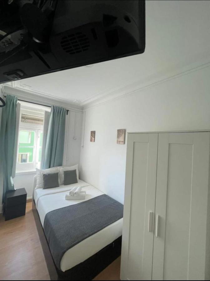 Apartamento Bernardim Ribeiro 3 Andar Bed and breakfast Lisboa