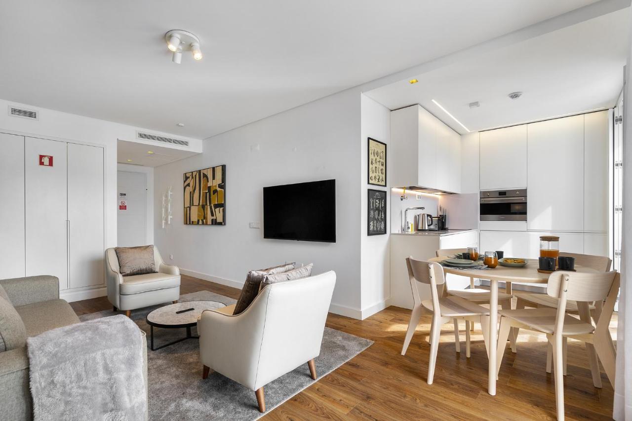 Whome Urban Retreat: Downtown Luxury, Parking, Ac & Elevator Apartamento *