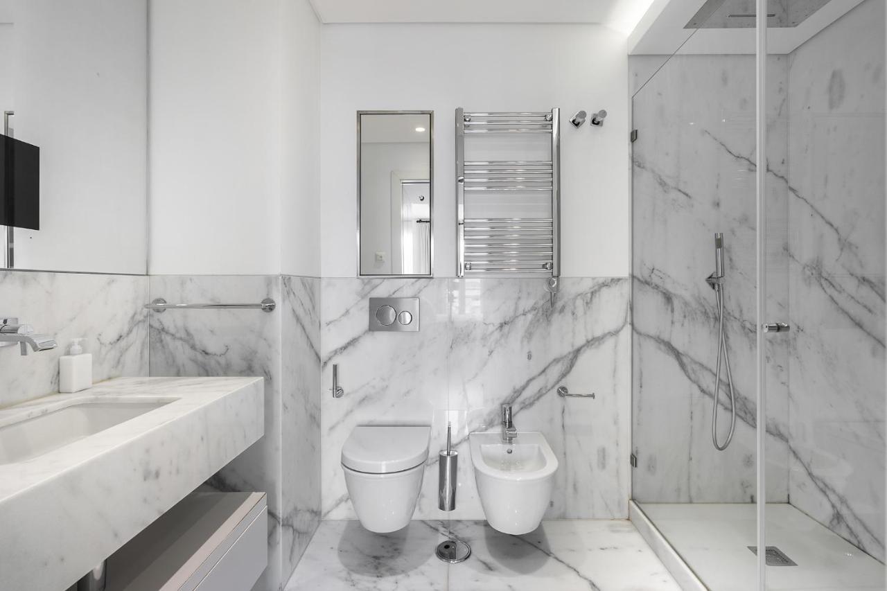 Whome Urban Retreat: Downtown Luxury, Parking, Ac & Elevator Lisboa