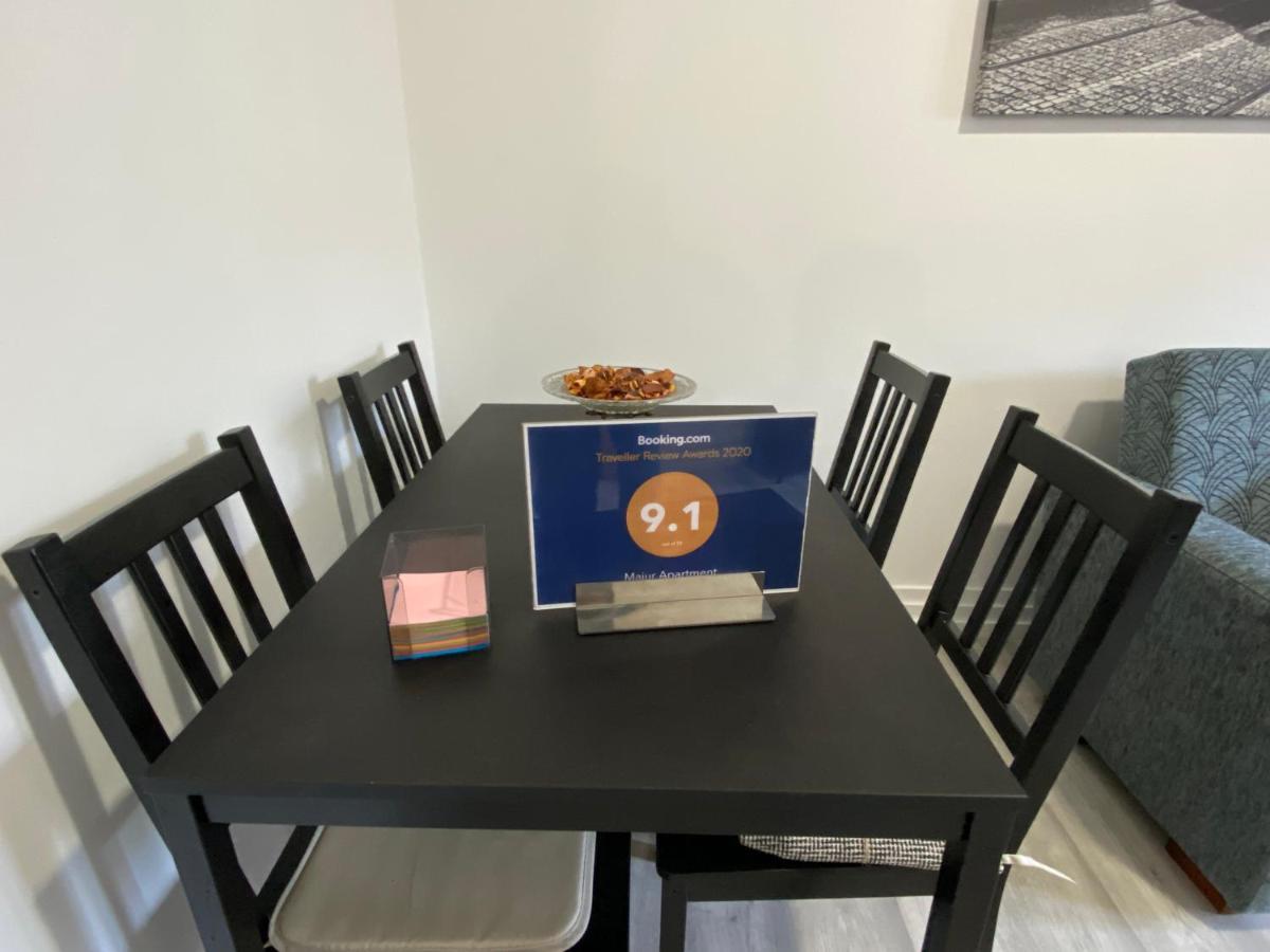 Maiur Apartamento