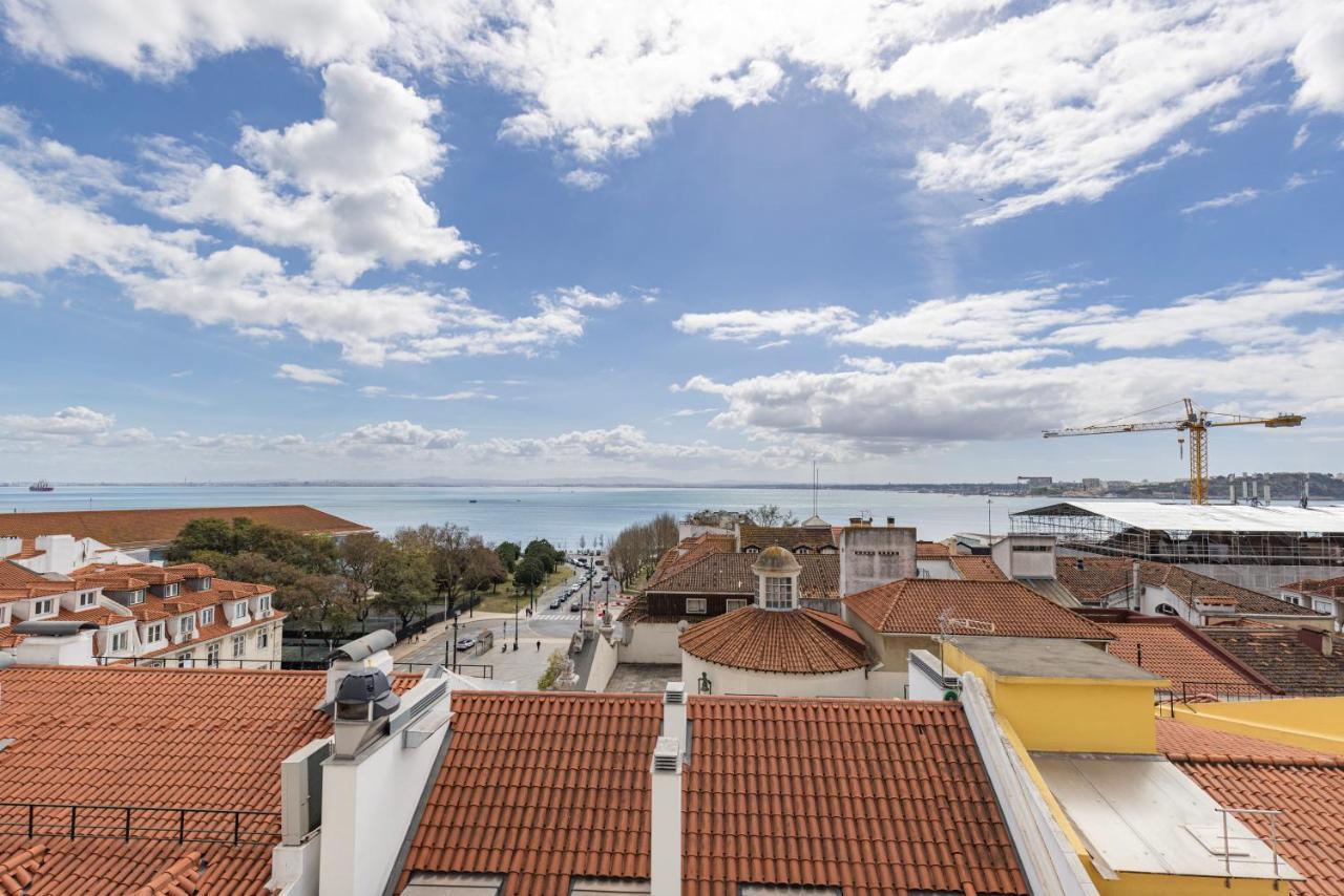 Luxury Duplex W/ River View By Lovelystay Lisbon