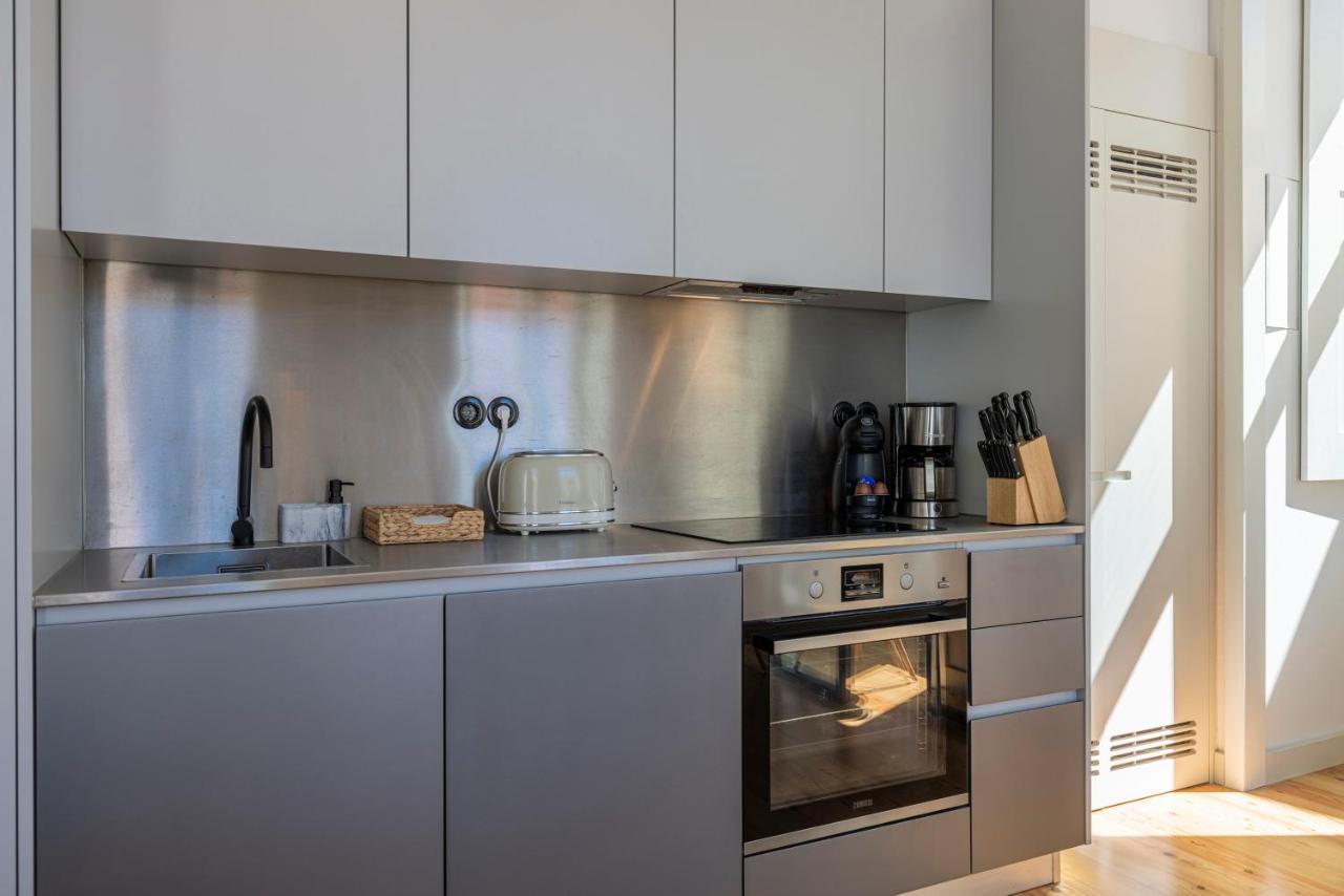 Apartment Glamorous 3bdr In Center By Lovelystay