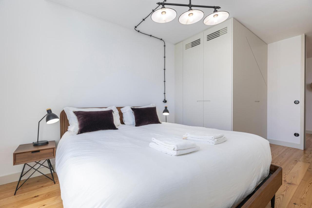 Apartment Glamorous 3bdr In Center By Lovelystay
