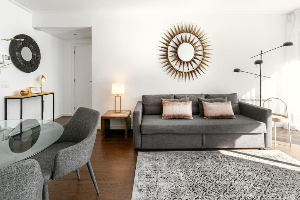 Apartamento Metro & Pool *
