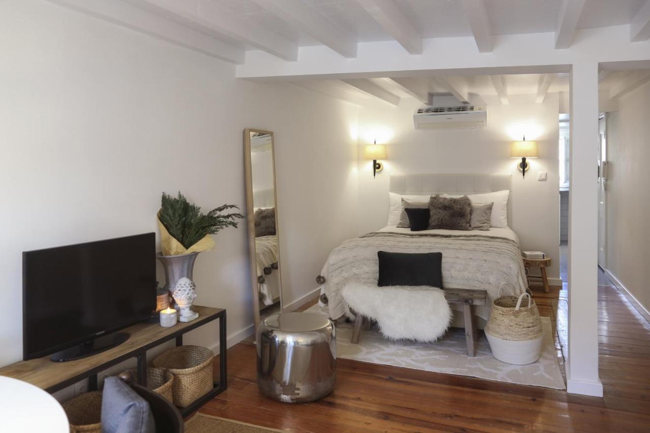 Apartamento Chic Urban Retreat At Downtown With Balcony & Views Lisboa