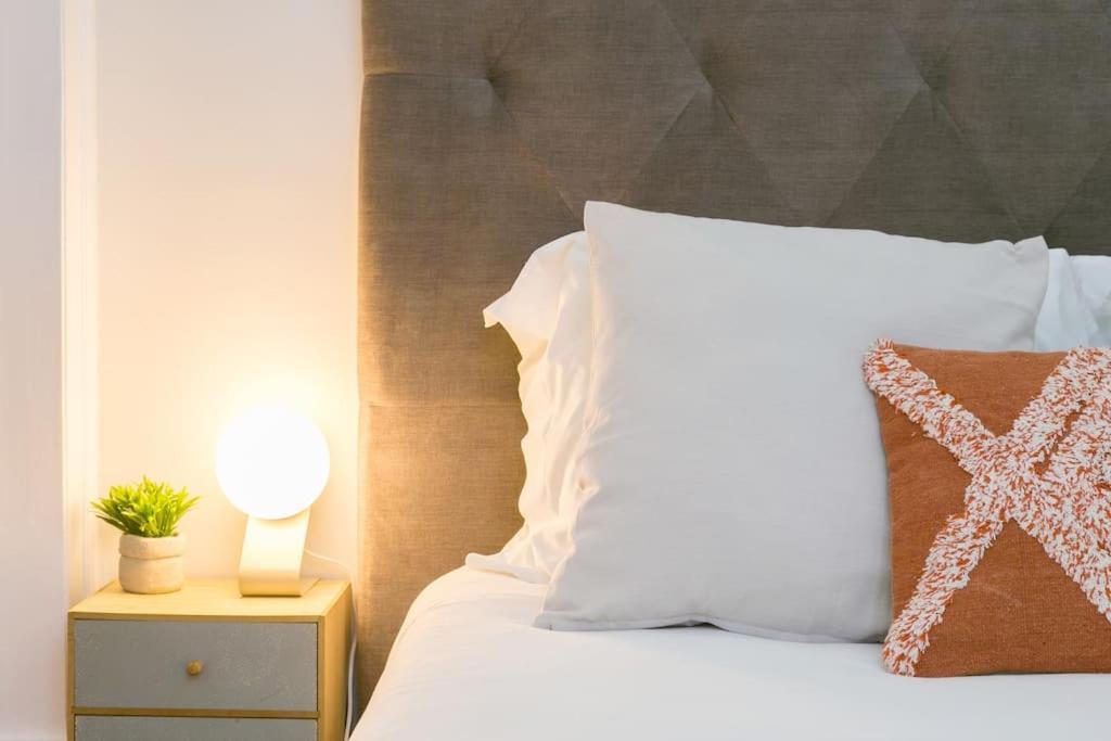 Apartment Brand New Alfama River View Lisbon