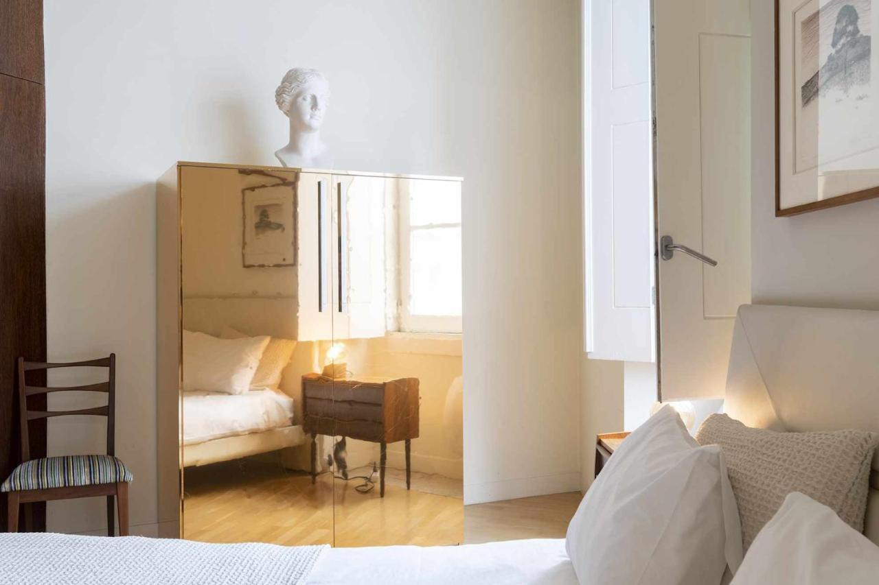 Italian Design In Principe Real Lisbon