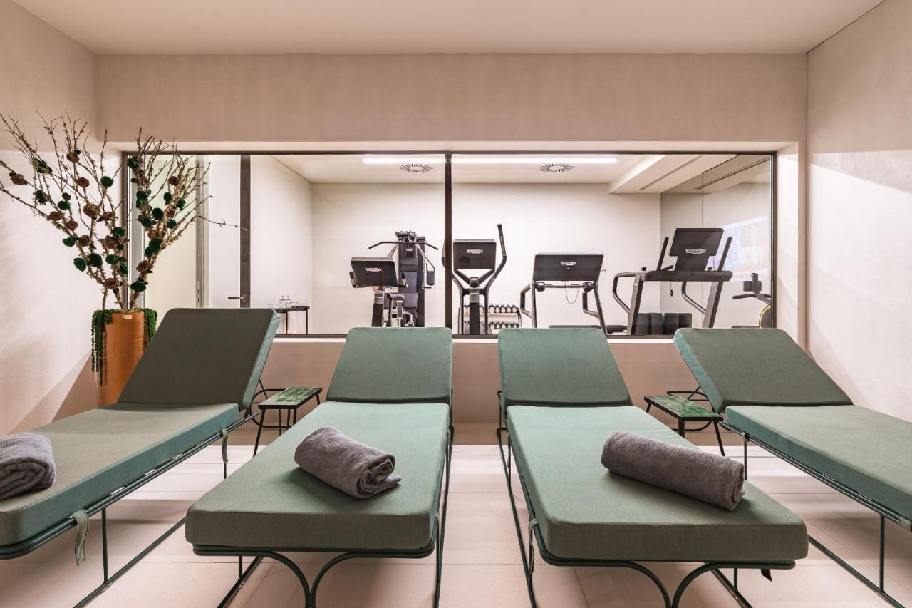 Hotel Luster 4*