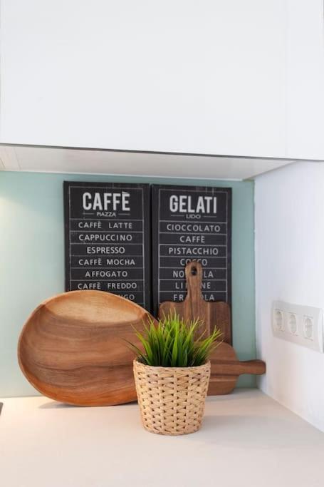 Apartamento Metro & Pool *