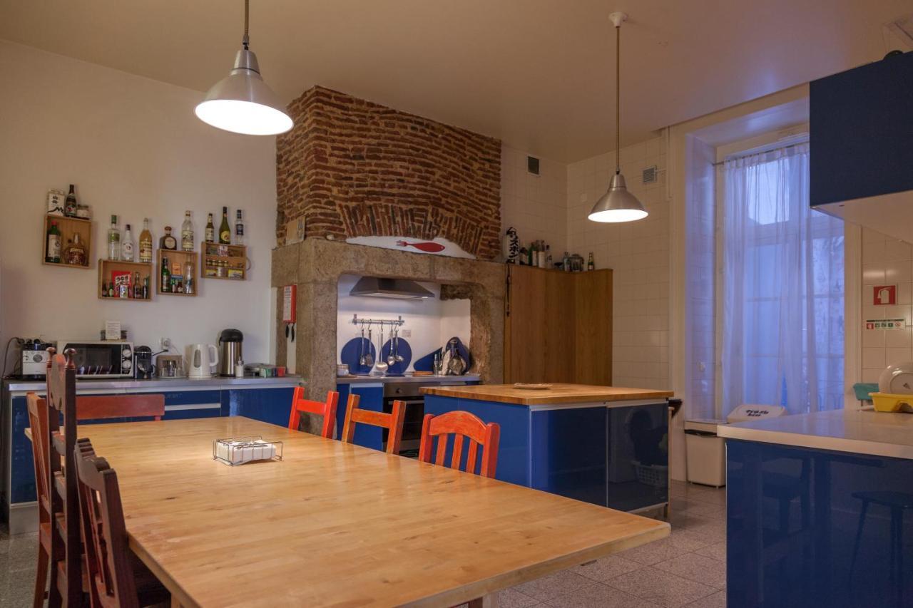 Lounge Hostal *