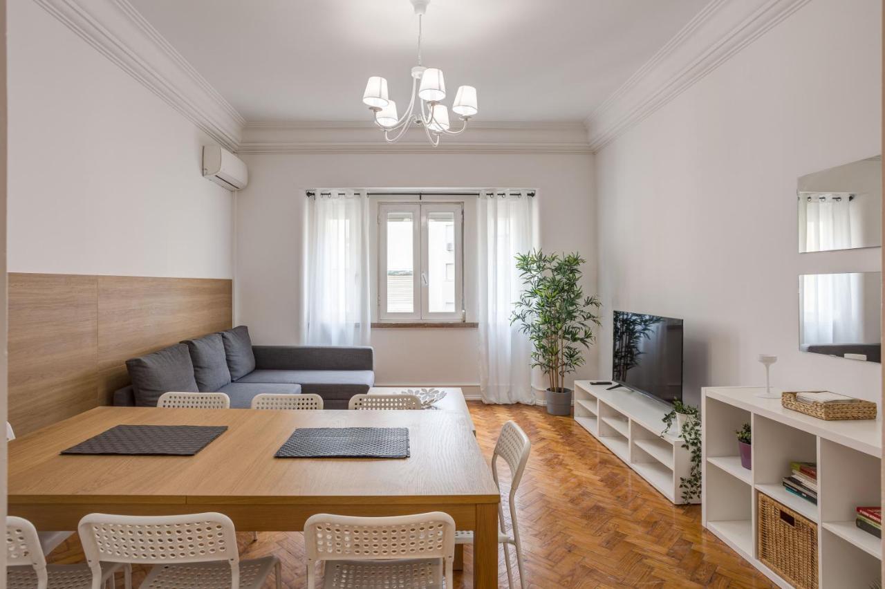 Home Out Rooms & Apartments Apartment