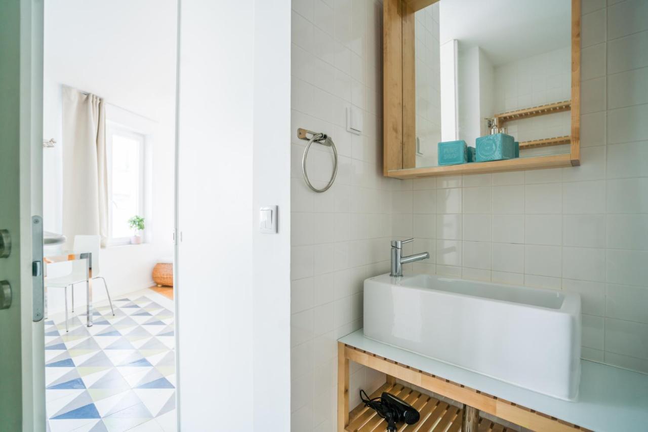 Principe Real Location Apartment