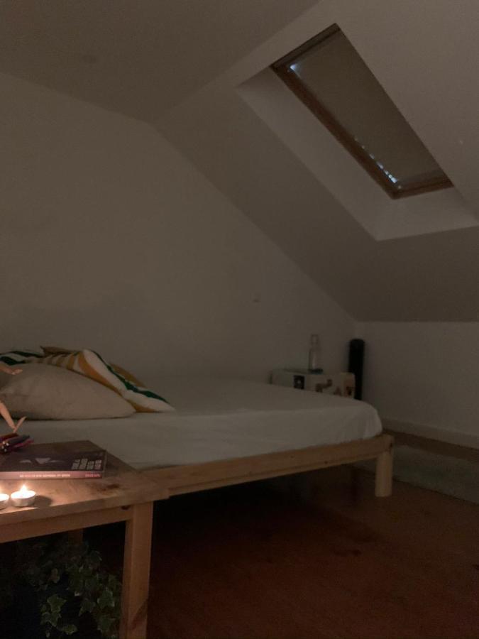 Quarto Com Banheiro Privativo Habitación en casa particular *