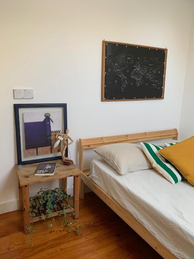 Quarto Com Banheiro Privativo Habitación en casa particular Lisboa