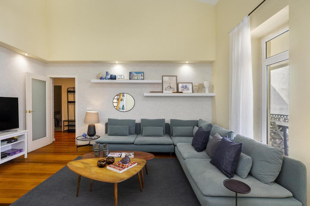 Whome Luxury Penthouse: Designer Decor & Epic Views Lisboa