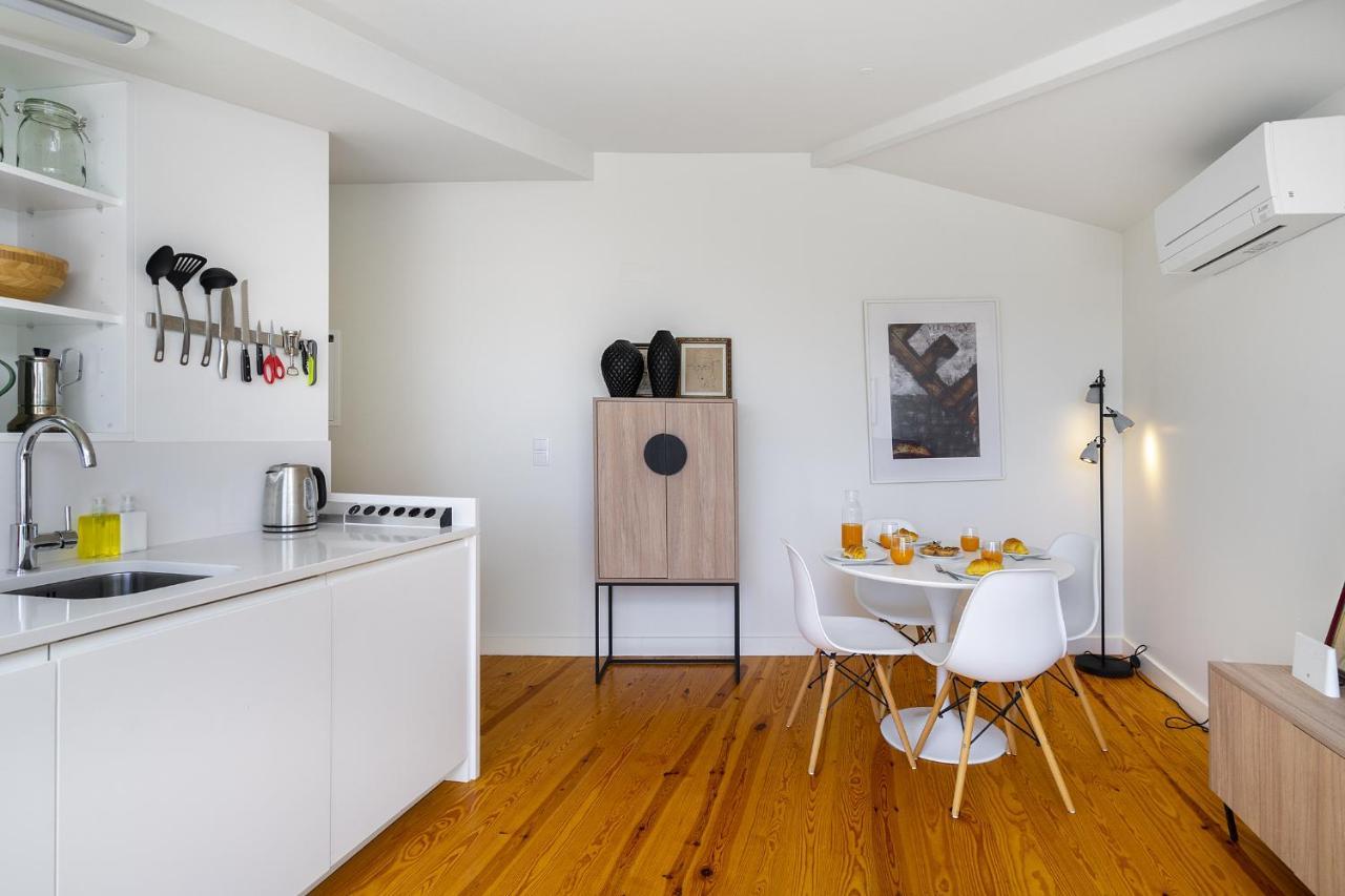 Whome Alfama 2-bed Minimalist Retreat For Digital Nomads & Remote Workers * Lisboa