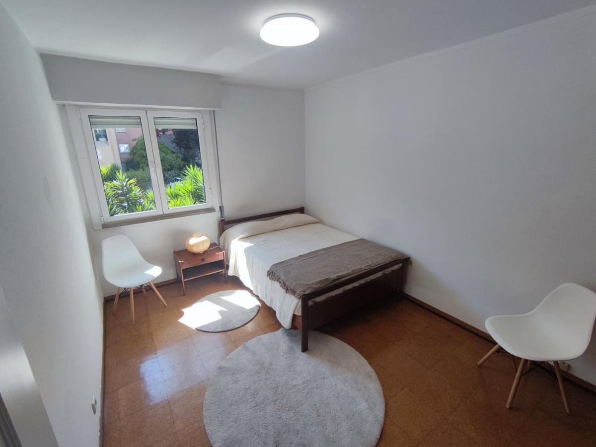 Apartamento Aconchegante T3 Em Telheiras *